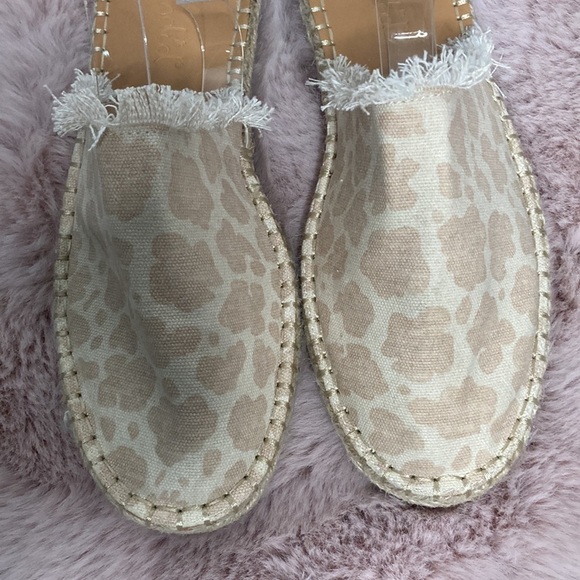Splendid Espadrilles Cheetah Mules - Picture 3 of 9